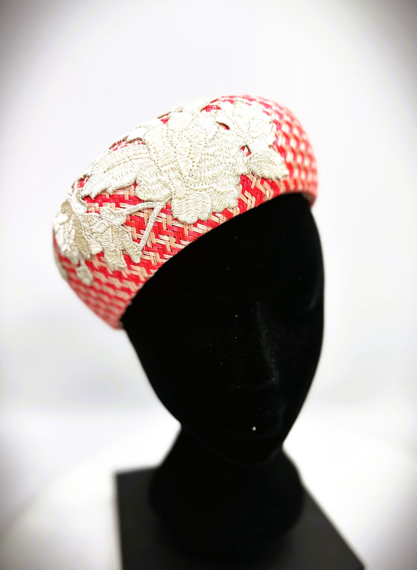 ASTRID Straw Beret style Hat