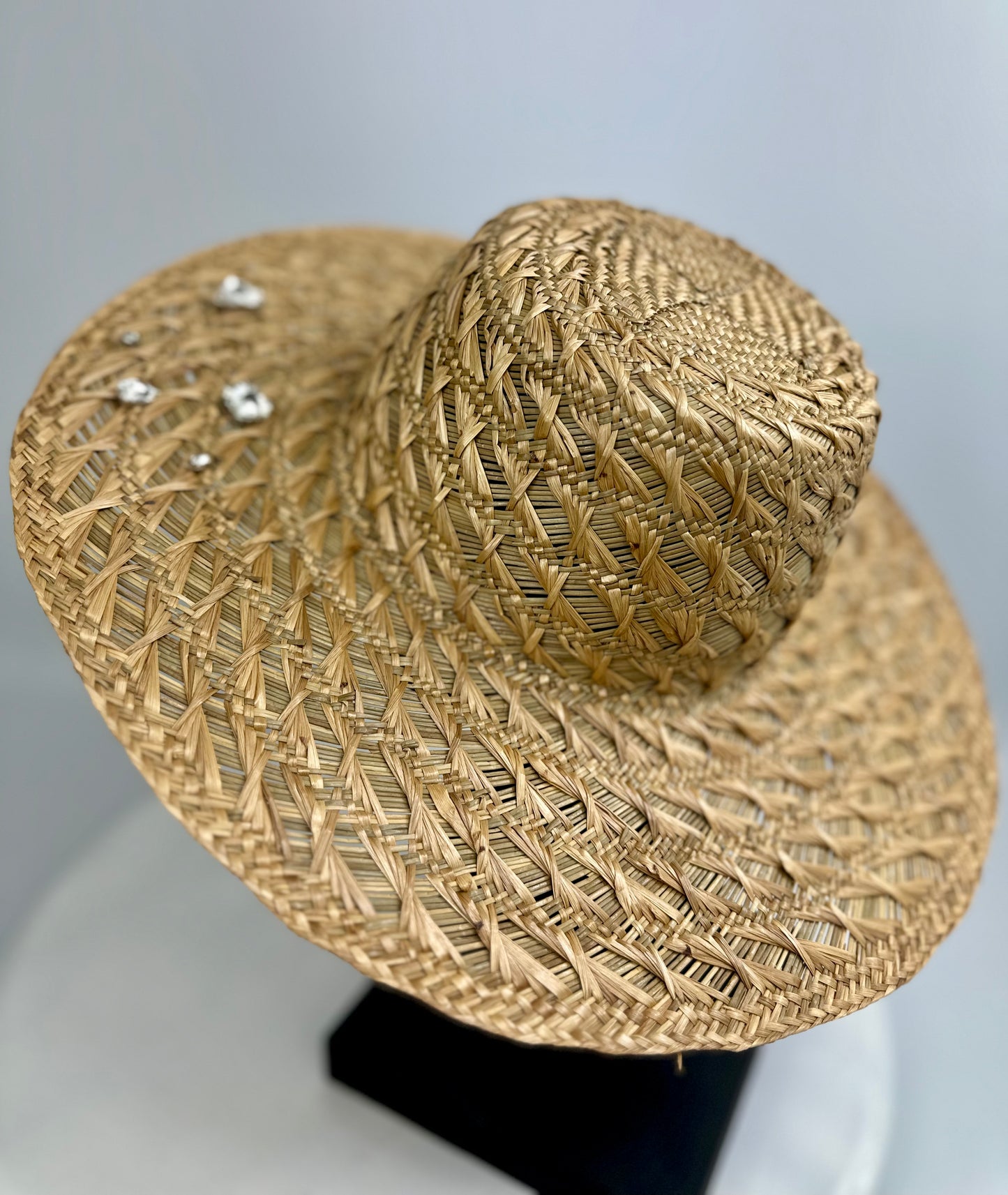 LILLIANA Wide Brimmed Straw m Hat