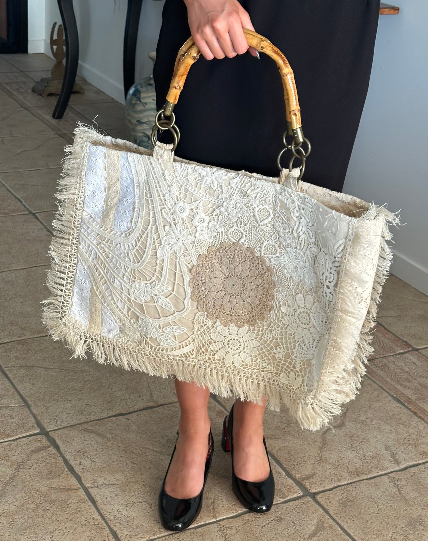 MINNIE Large Cream Tote Bag
