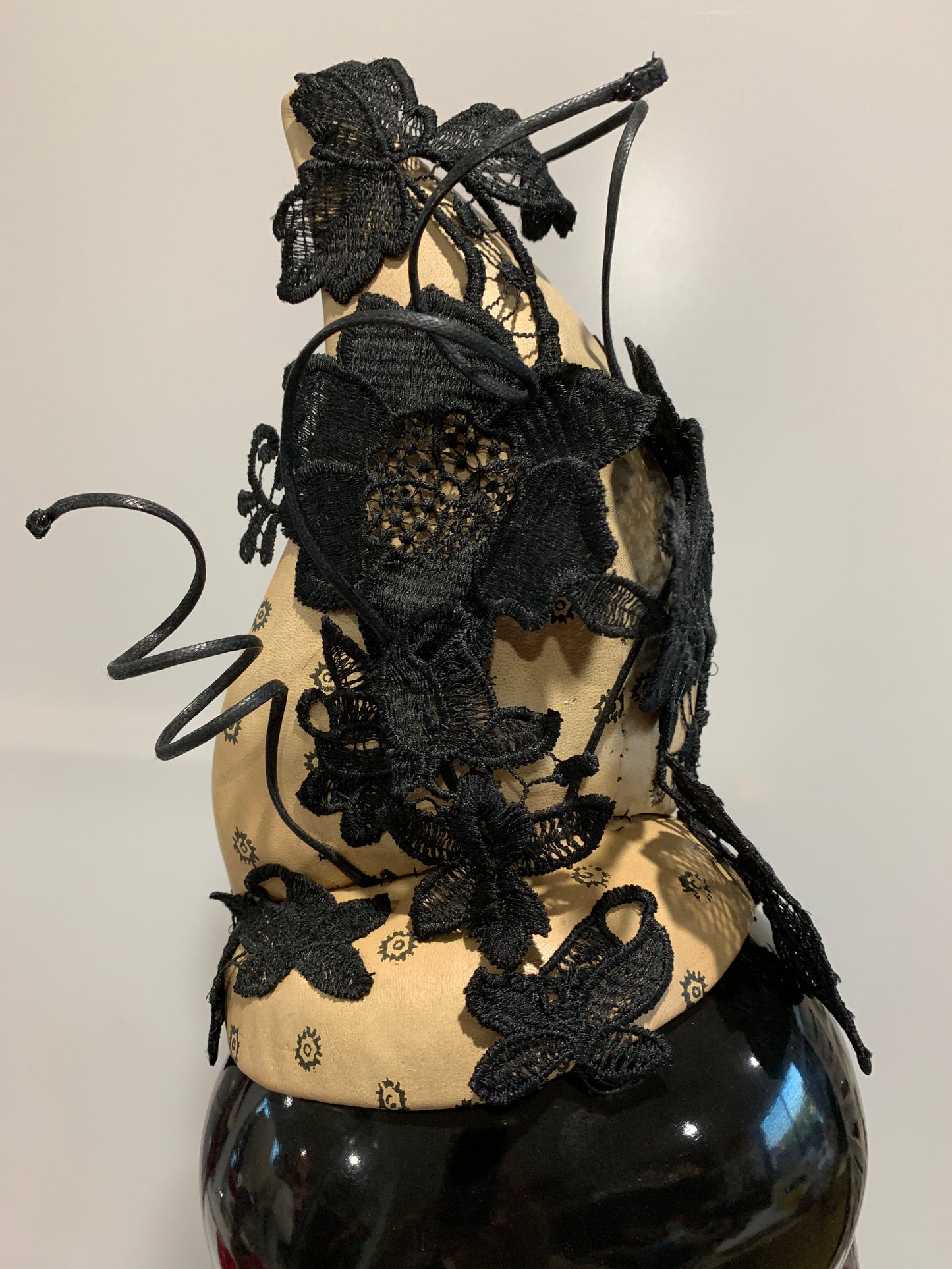 IRIS Sculptural Leather Headpiece Fascinator Race Hat Black Lace