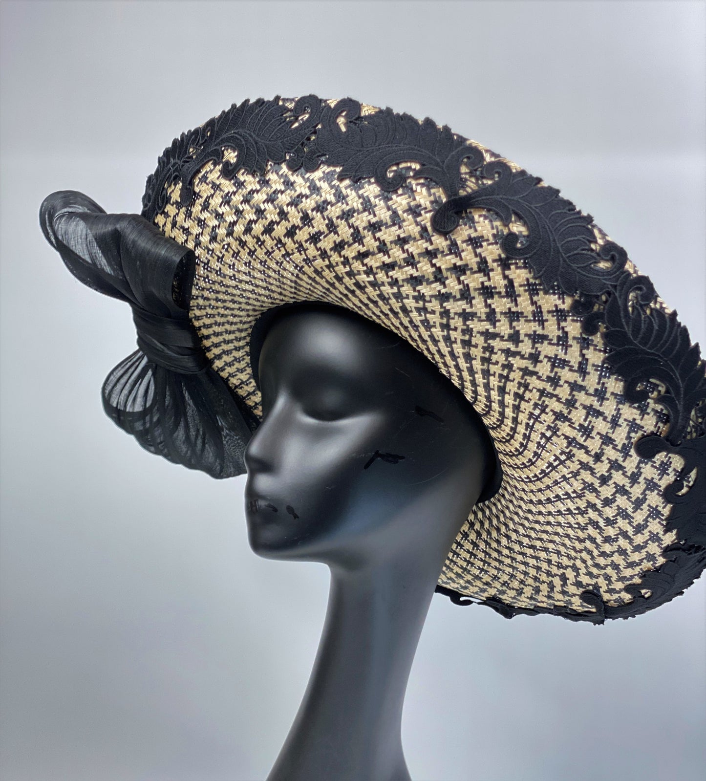 PALOMA Black and Cream Wide Brim Race Day Hat