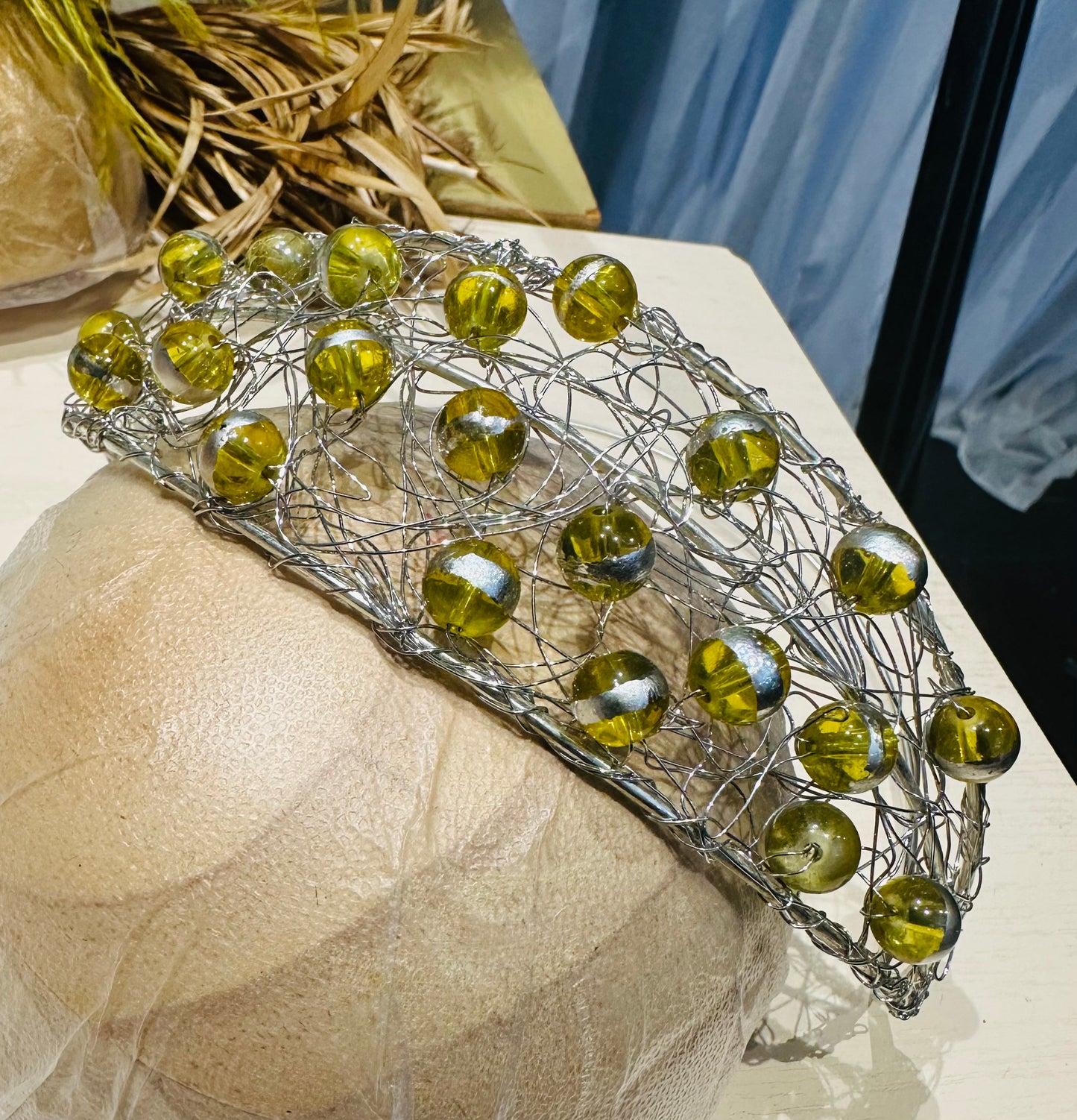 LEONIE Wire Headband