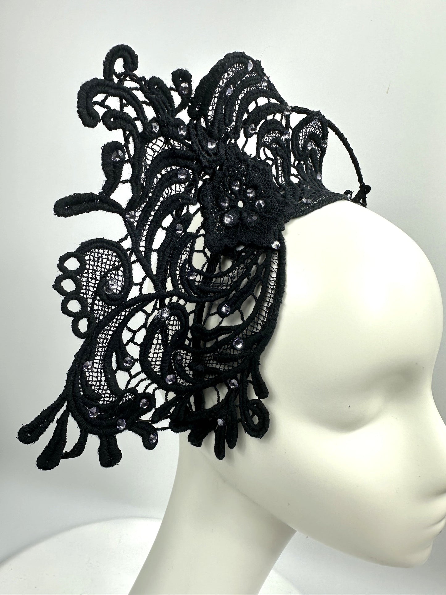 LUCILLE Lace Crown Hat