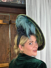 Load image into Gallery viewer, LOTTIE  Green Straw Hat Race Hat Fascinator
