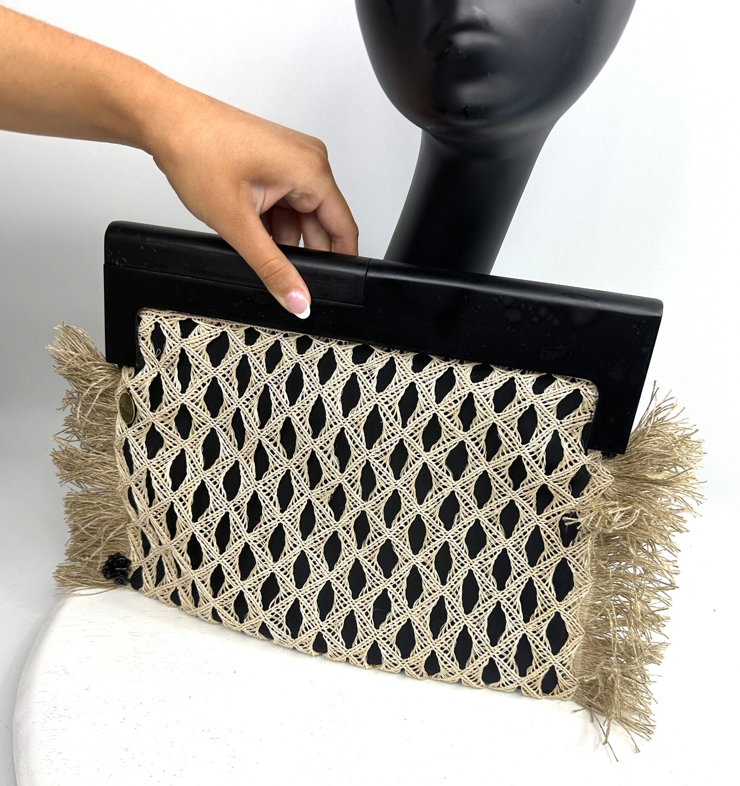 PENNY Patterned Straw Clutch