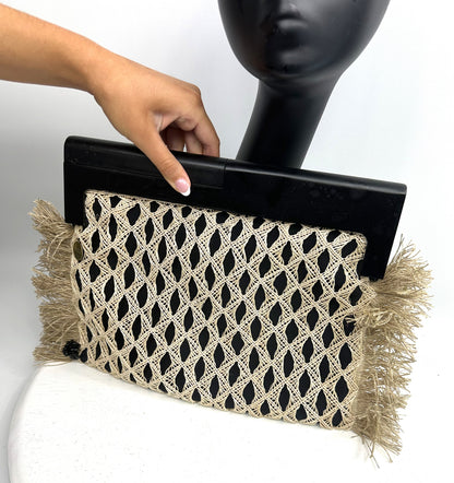 PENNY Patterned Straw Clutch