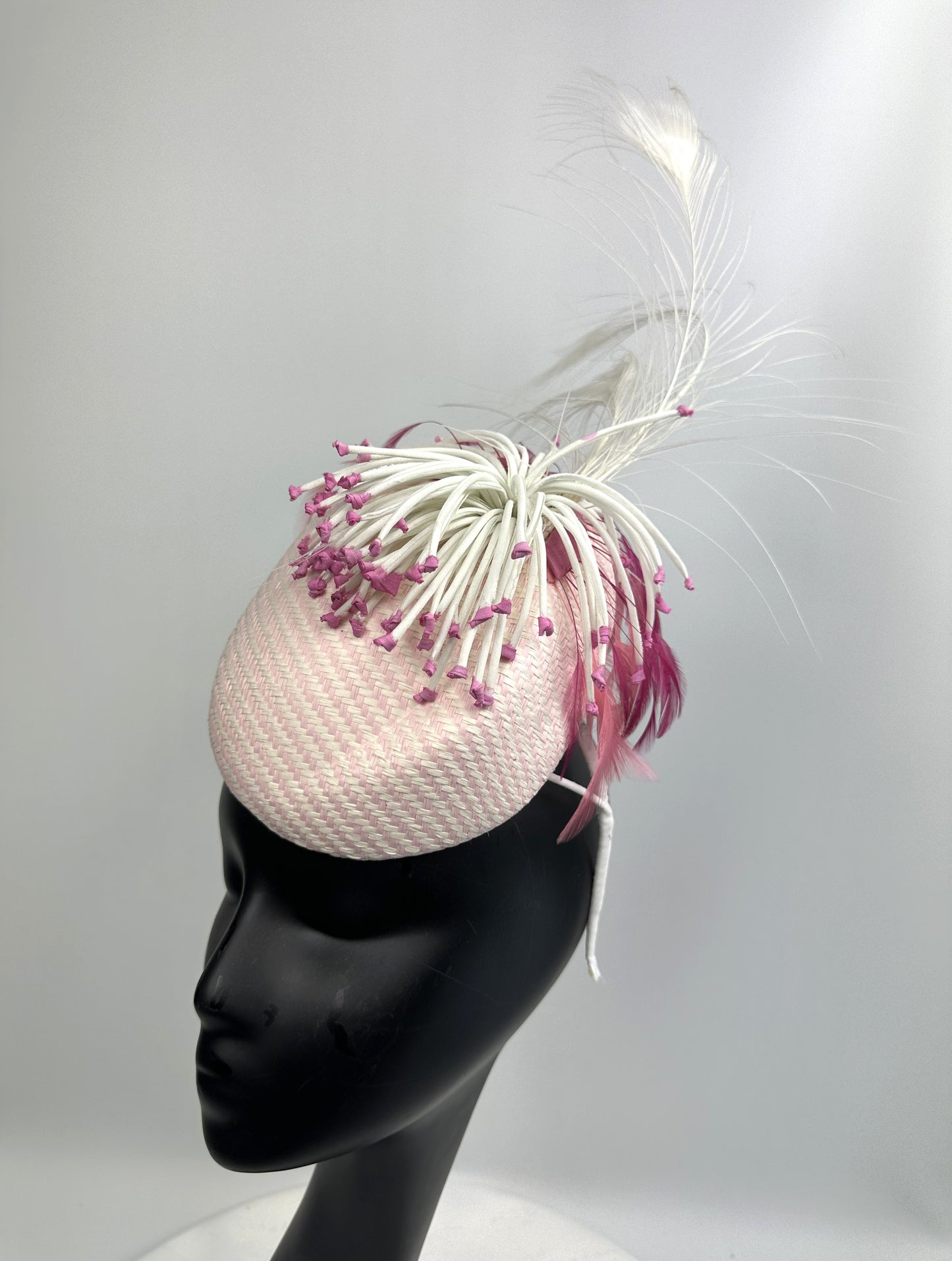 BLYTHE Percher Hat