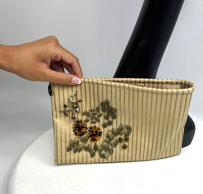 FINLEY Leather Clutch