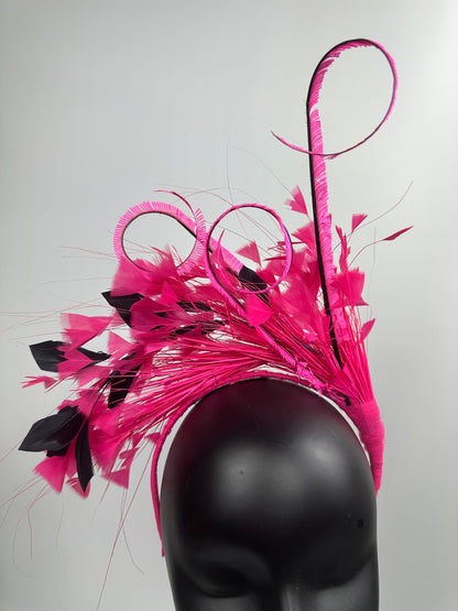 DELLA Hot Pink Fascinator