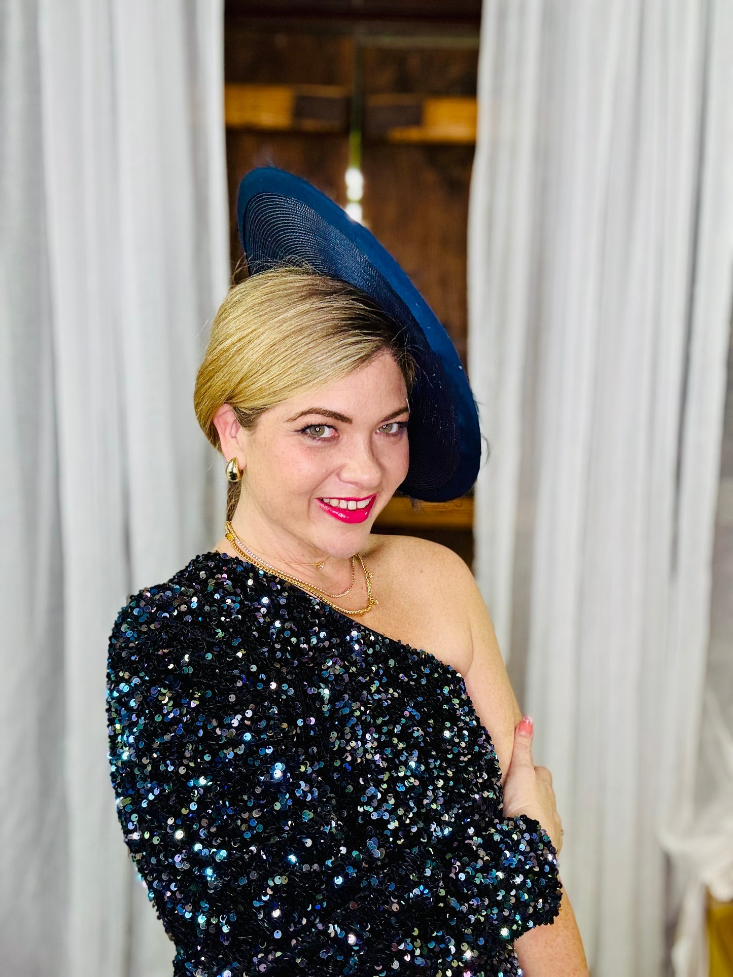 LAURA Hat Fascinator