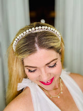 Load image into Gallery viewer, HEIDI Pearl Headband
