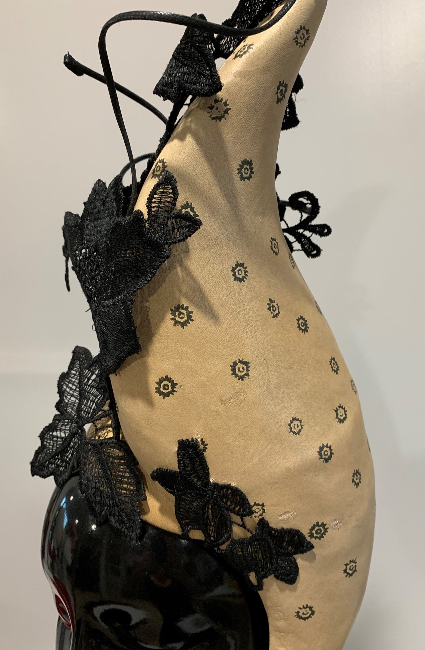 IRIS Sculptural Leather Headpiece Fascinator Race Hat Black Lace