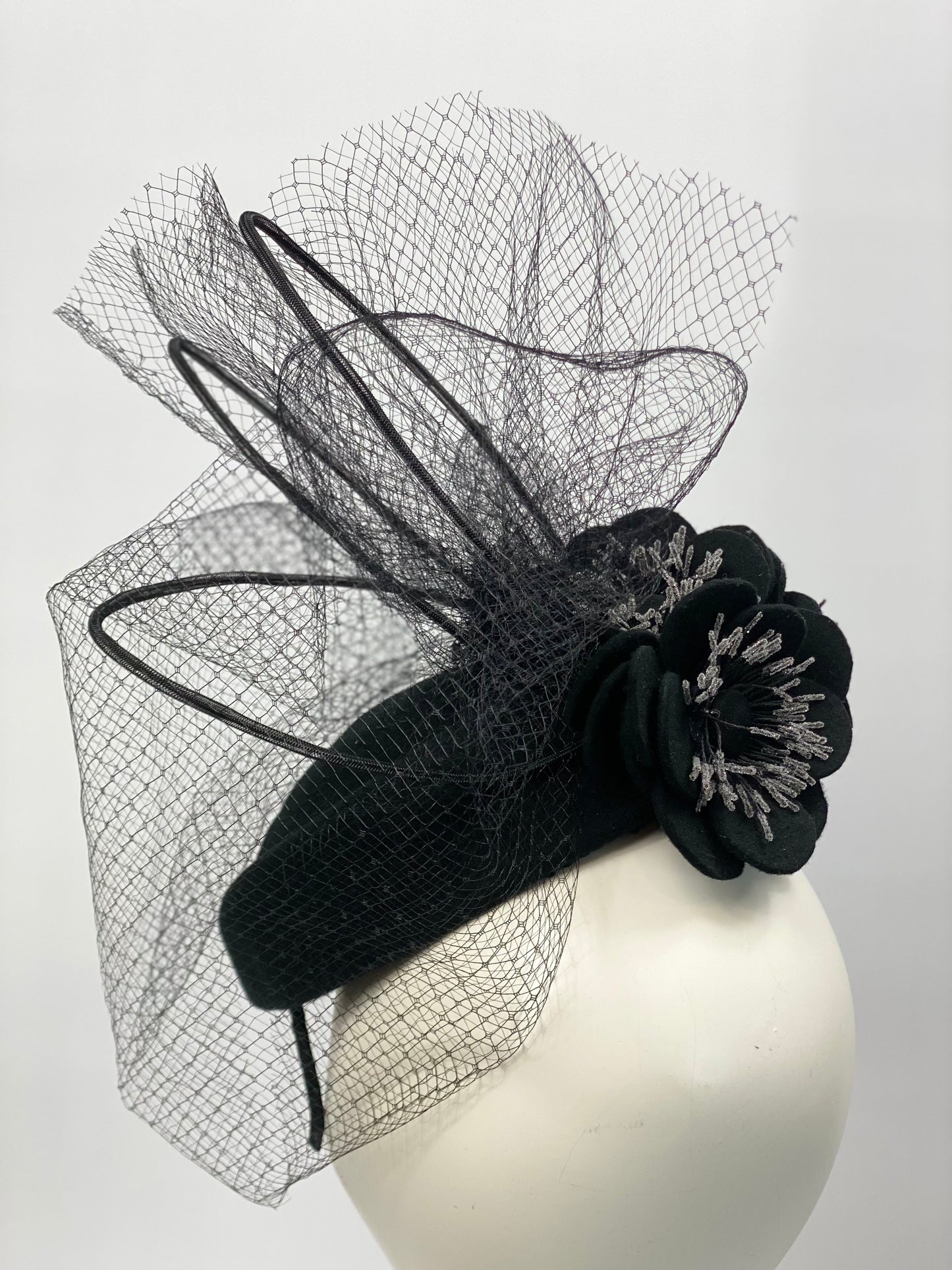 DELORES Black Felt Hat - Dezignz By Maree