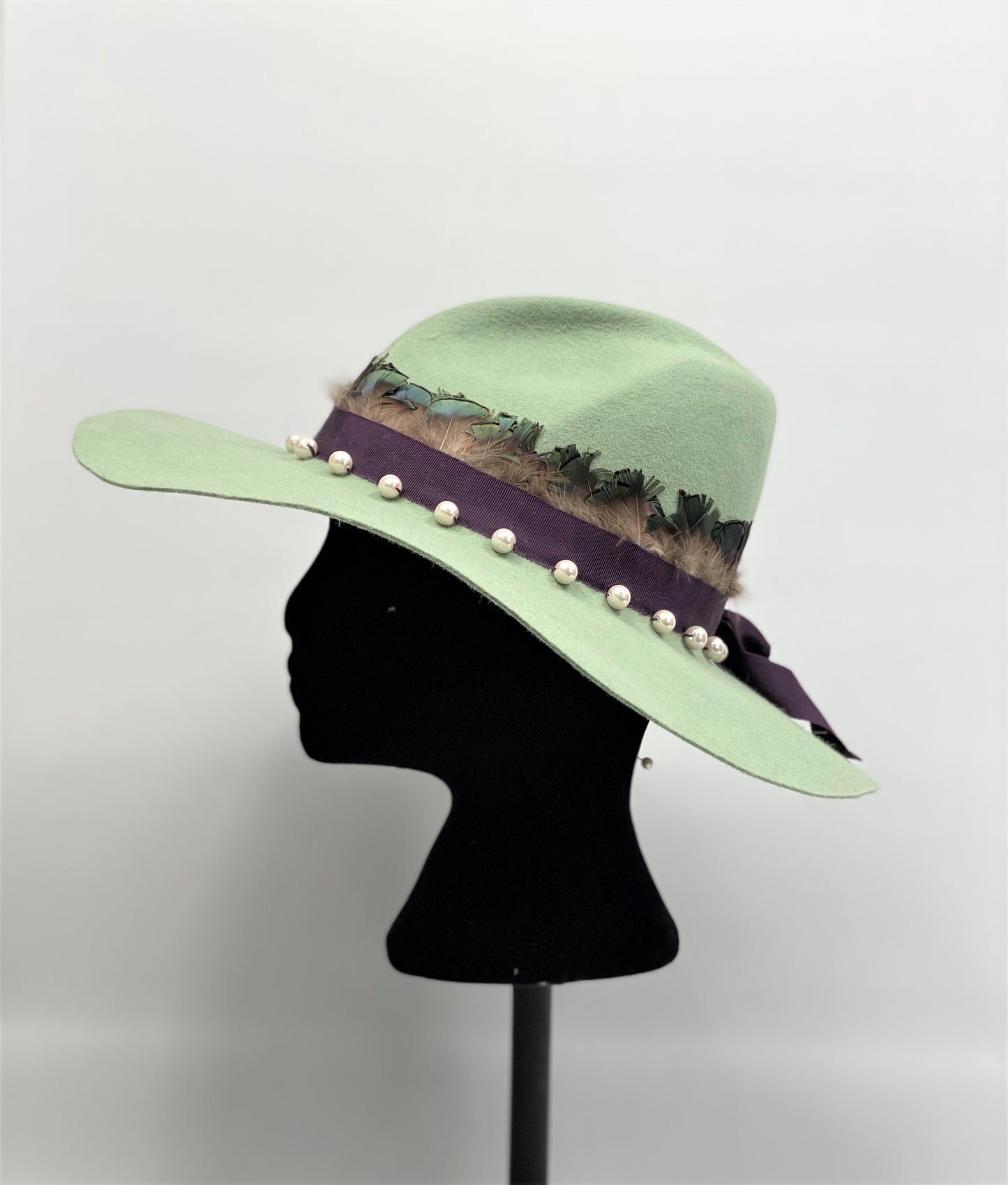 HOLLY  Pale Green Felt Fedora Hat Wide Brim Pearl Trim