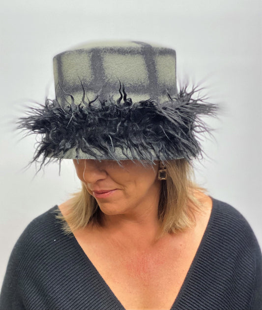 HUNTER Felt Cloche Hat Grey and Black Fur Trim