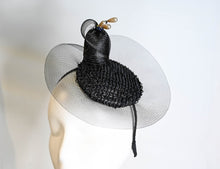 Load image into Gallery viewer, HENRIETTA  Cocktail Hat - Dezignz By Maree
